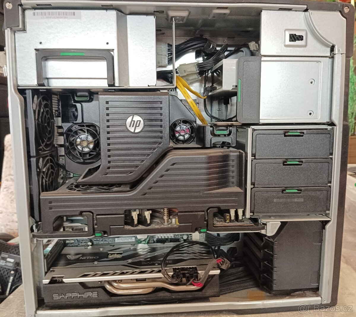 počítač HP Z620, 2x Xeon E5, 32 GB, Radeon RX570 - 2