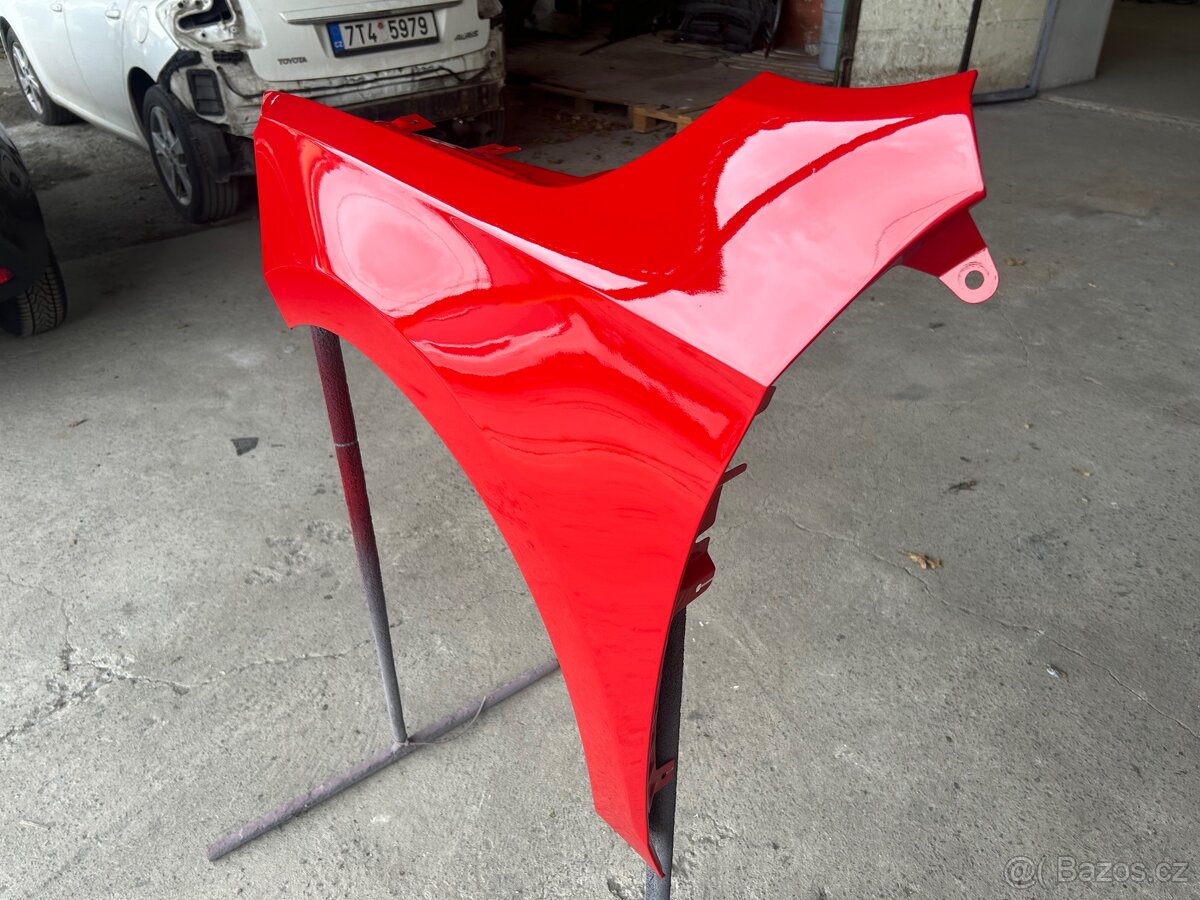 Přední pravý blatník Škoda Rapid fl - 2