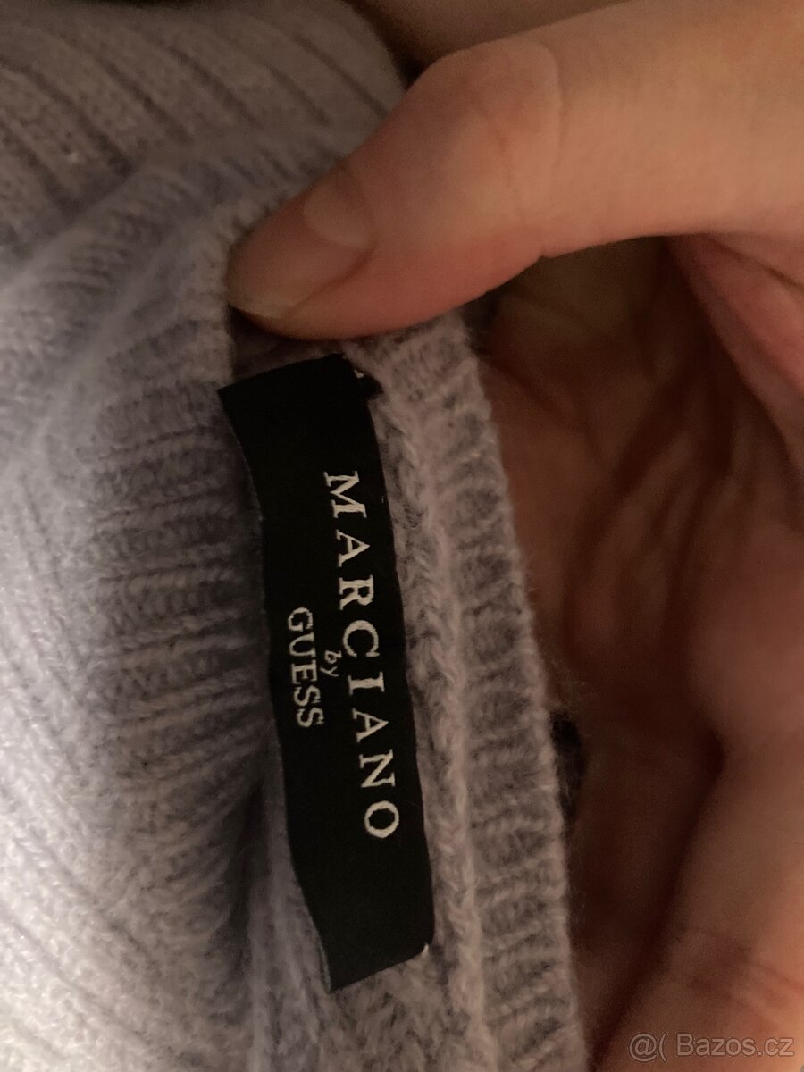 Svetr velikosti s - 2