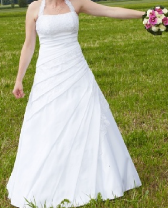 Levné svatební šaty ve vel. 36-38, 40,vhodné i na věneček - 2