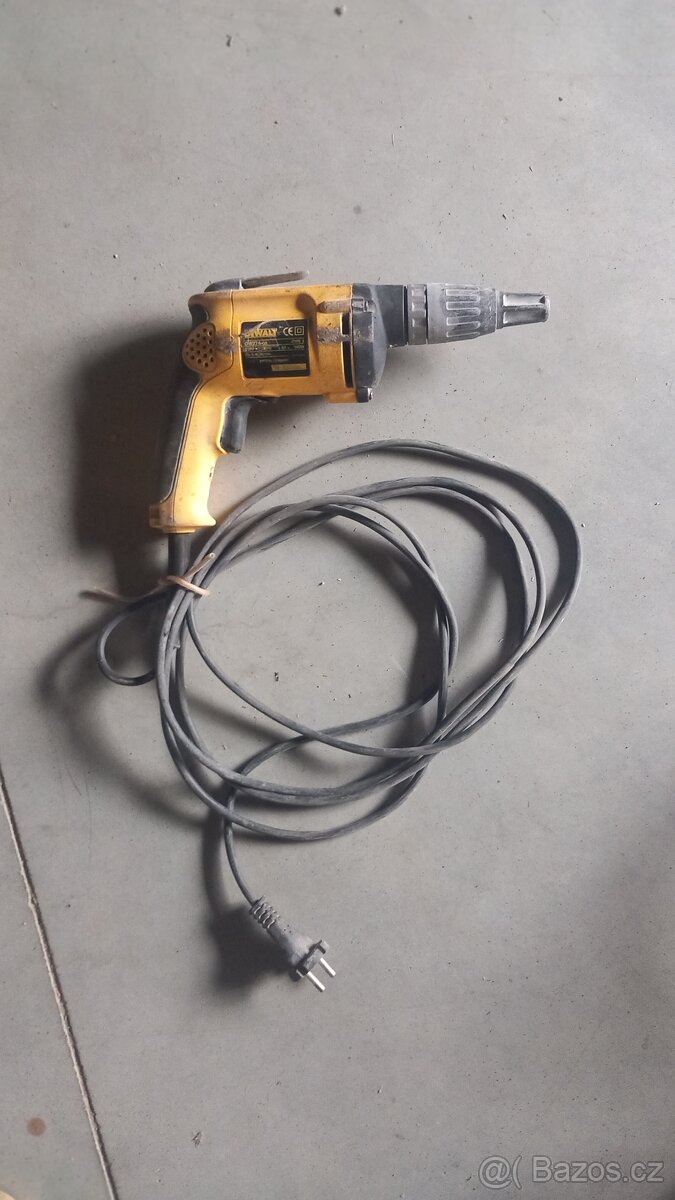 Dewalt - 2