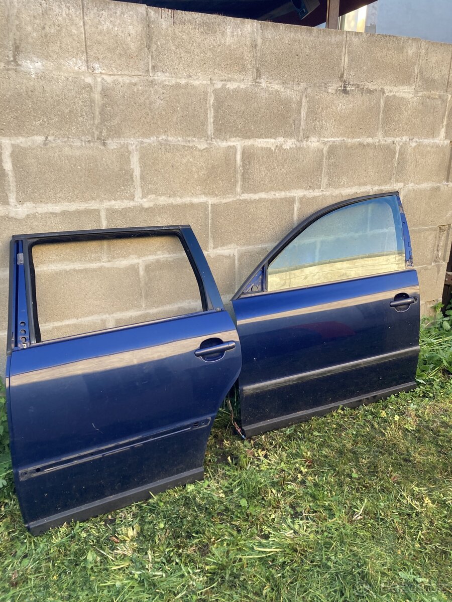 Passat r. 2001 levé dvere - 2