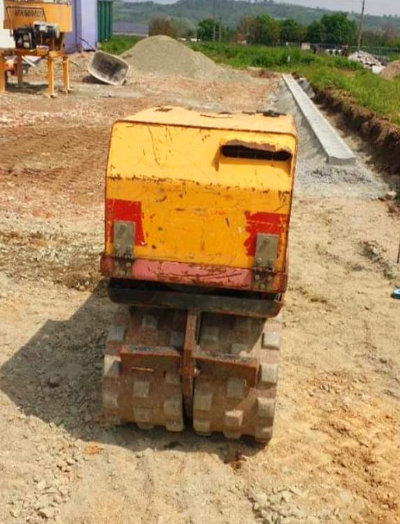 Příkopový vibrační válec - 2