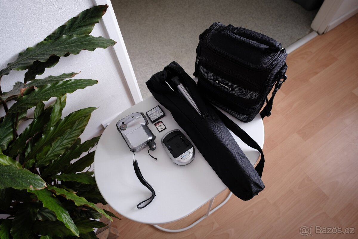 Panasonic SDR-S150 - 2