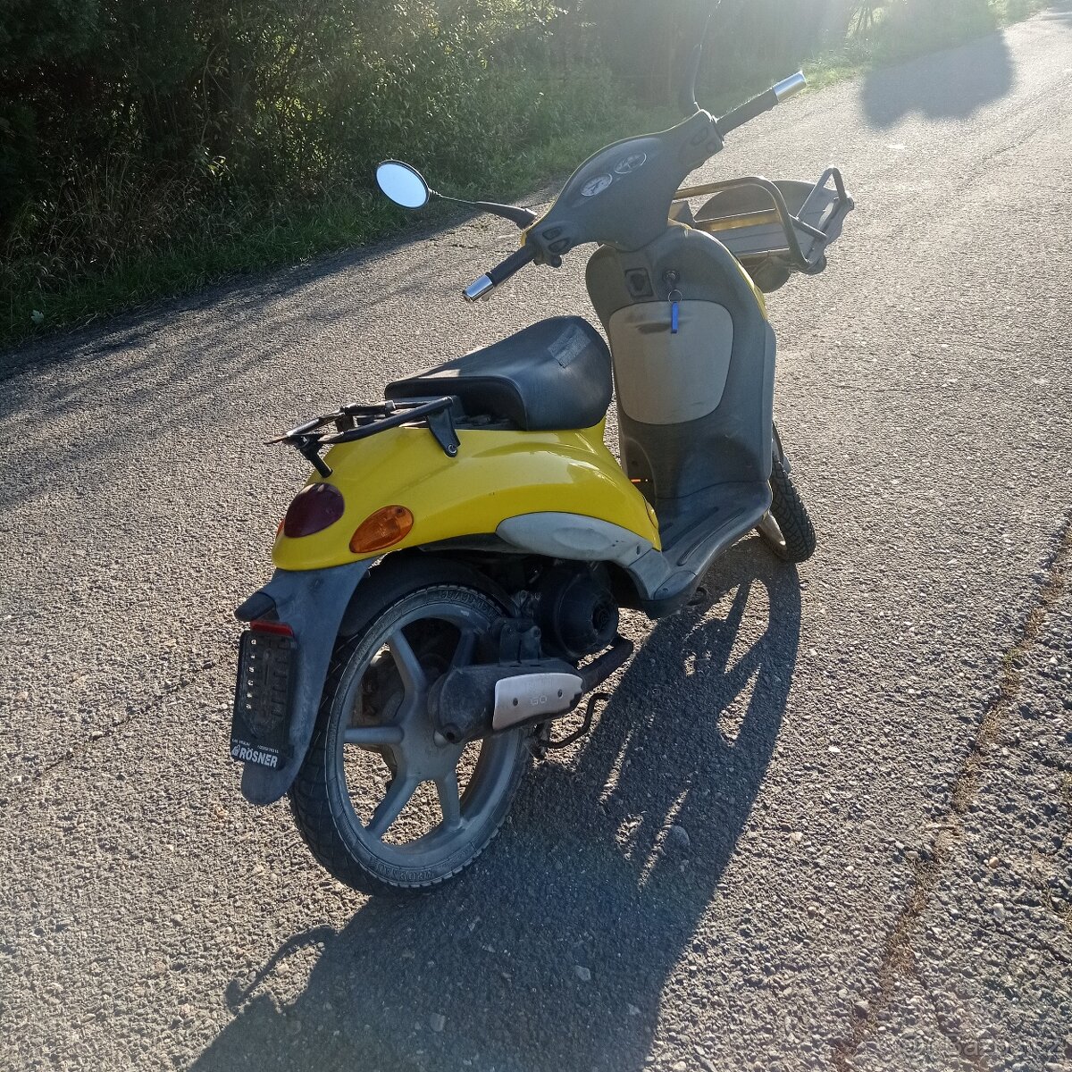 Piaggio Liberty 50 "Pošťák" - 2