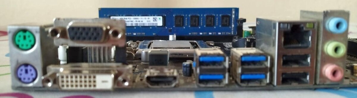 Levně deska Gigabyte + i3 3.6Ghz - 2