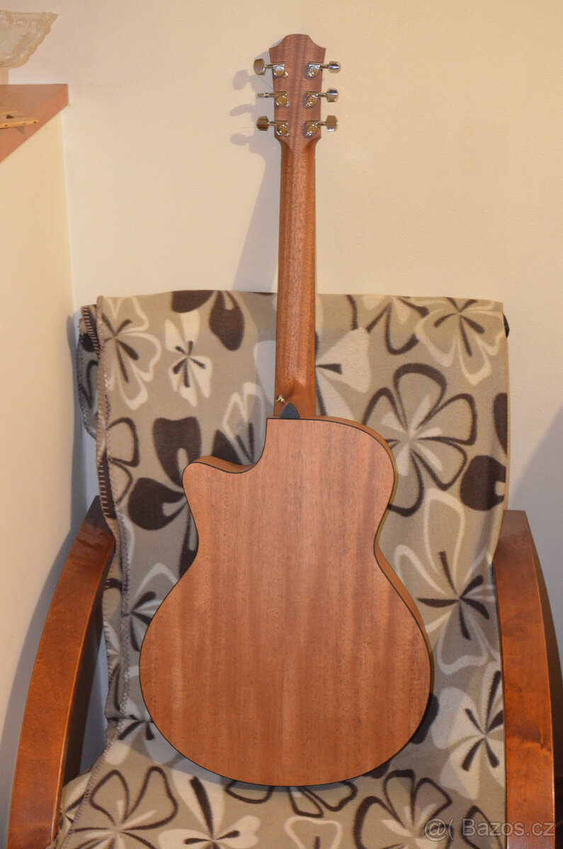 KYTARA FURCH - 2