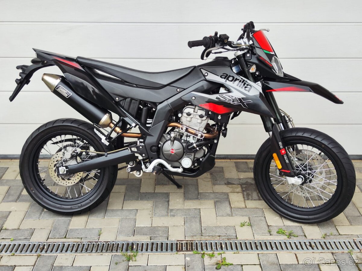 Aprilia sx 125 / 2019 / Top stav / málo najeto