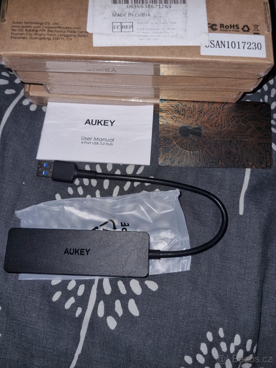 AUKEY CB-H39, rozbočovač USB 3.0, adaptér 4 v 1 USB A s 20cm - 2