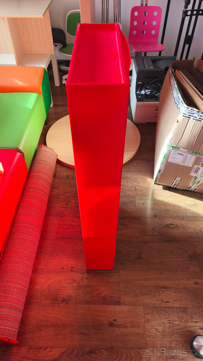 Botník Ikea Trones červený - 2