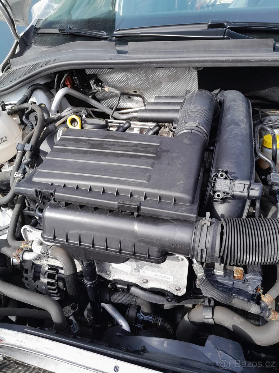 nd z škoda rapid 1.2tsi světle tmave modrá bílá zelená - 2