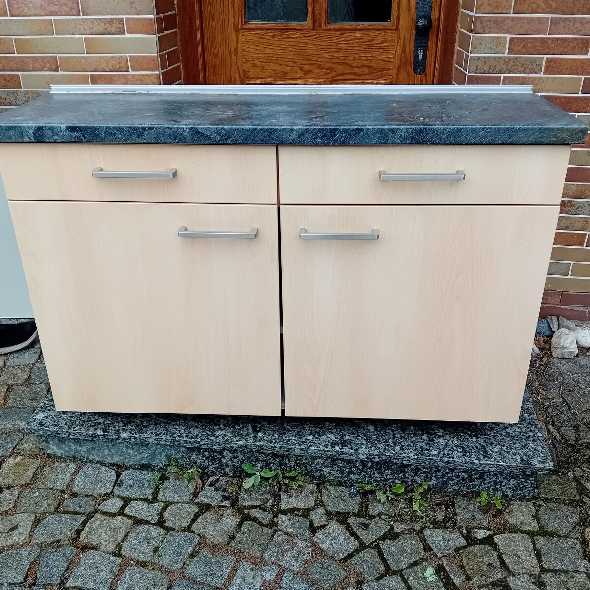 Kuchyňská linka se spotřebiči - 2