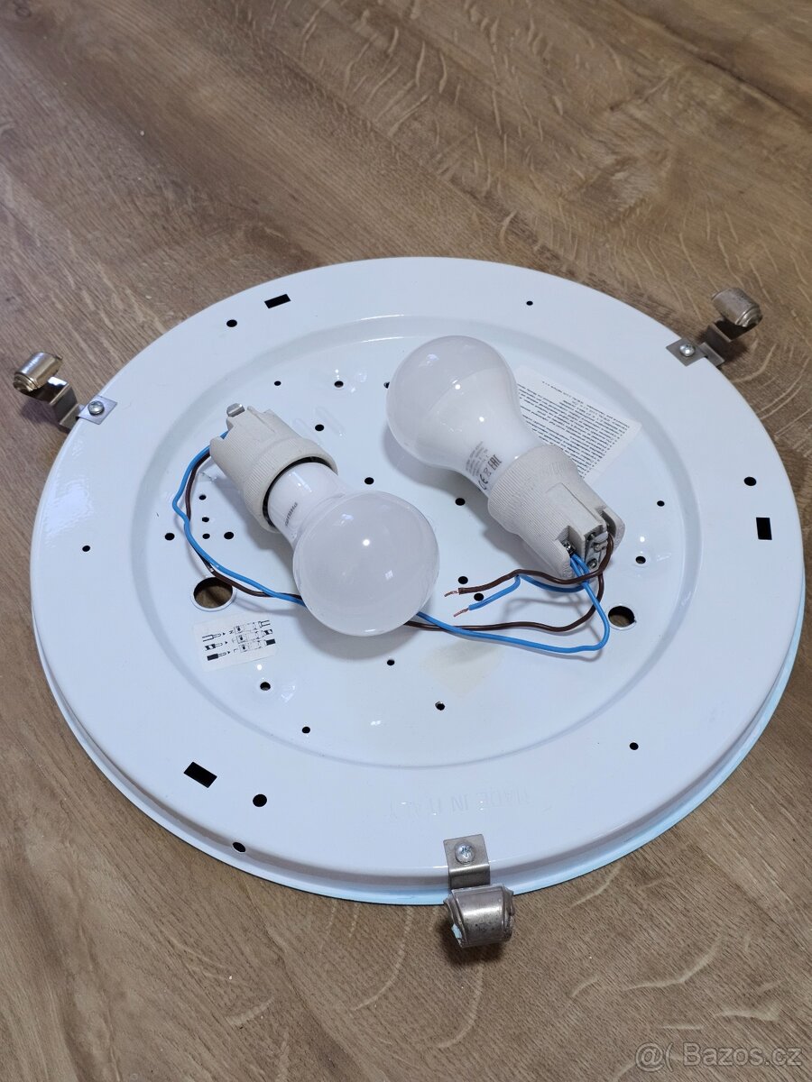 Starší světla modré 40 a bílé 41 cm průměr - 2