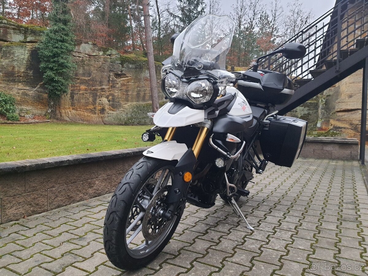 Triumph Tiger 800 XRT - SUPER STAV + VÝBAVA - 2