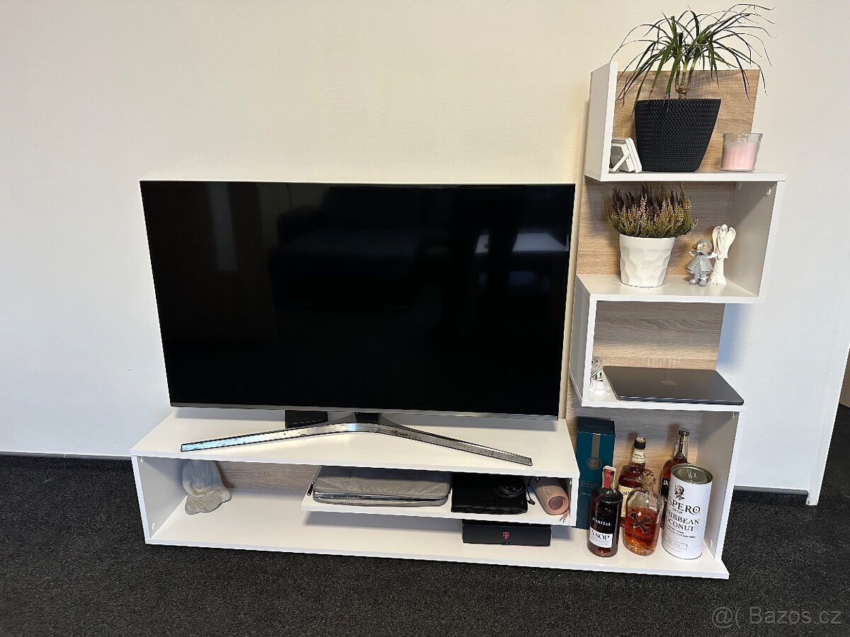 Obývací stěna - 2