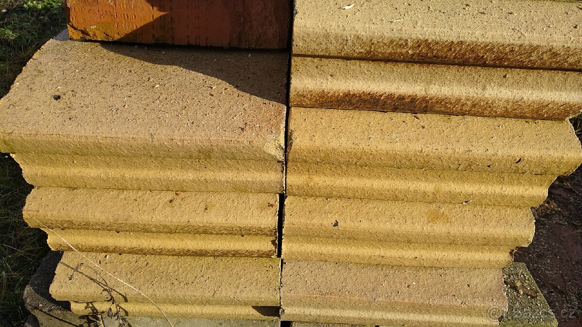 Pálená oblouková cihla - 2