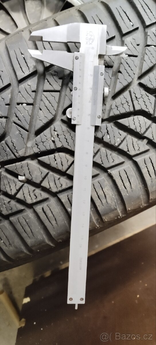 Yokohama 215/65/17 99V Winter - 2