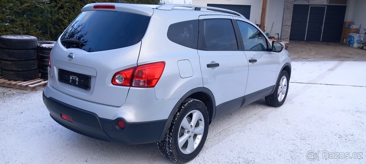 Nissan Qashqai +2 2.0 16V - 2