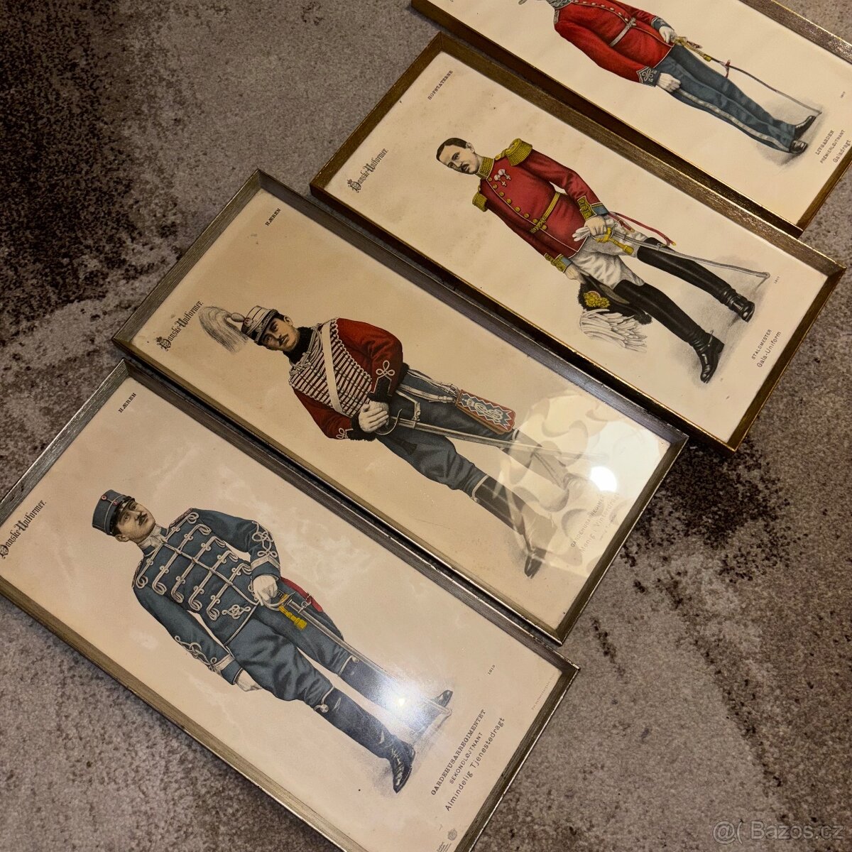 Obrazy dánských uniform z roku 1917 - 2