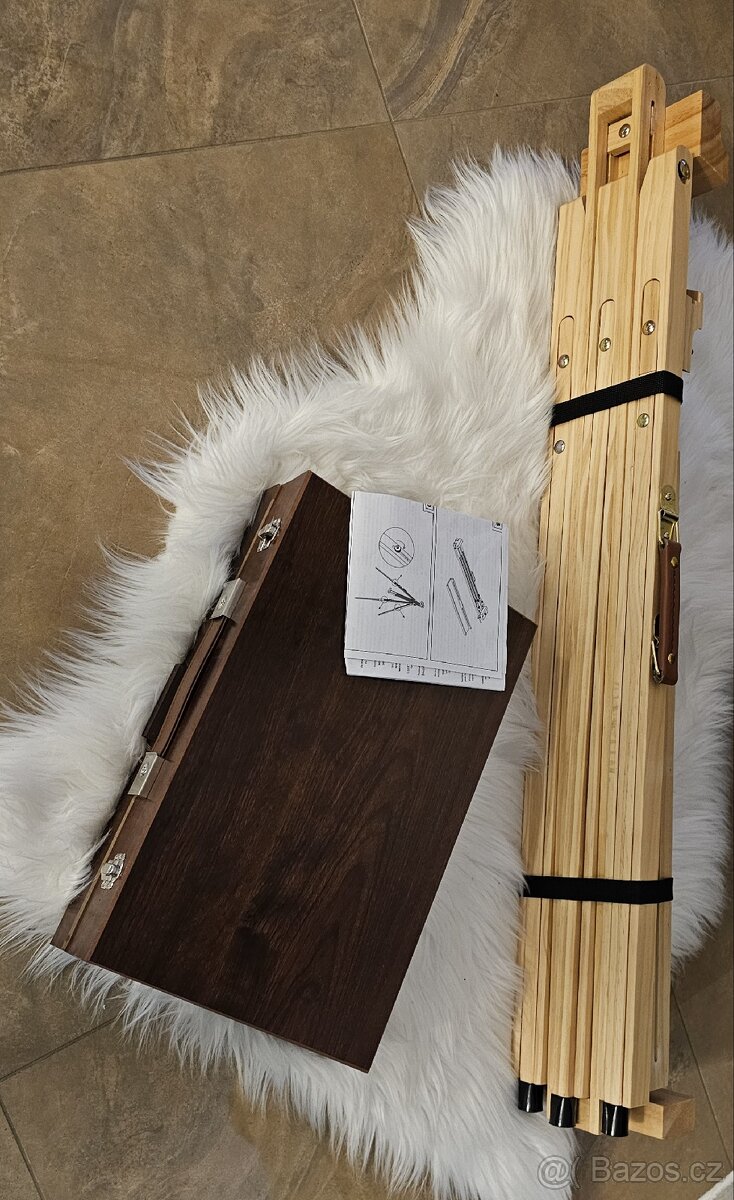 Umělecký kufřík
- Nový - 2