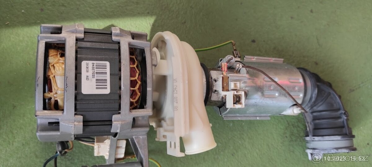 Myčka Whirpool ADP 4738 nahradni díly - 2