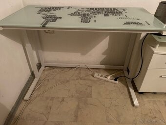 Moderní psací stůl - 2