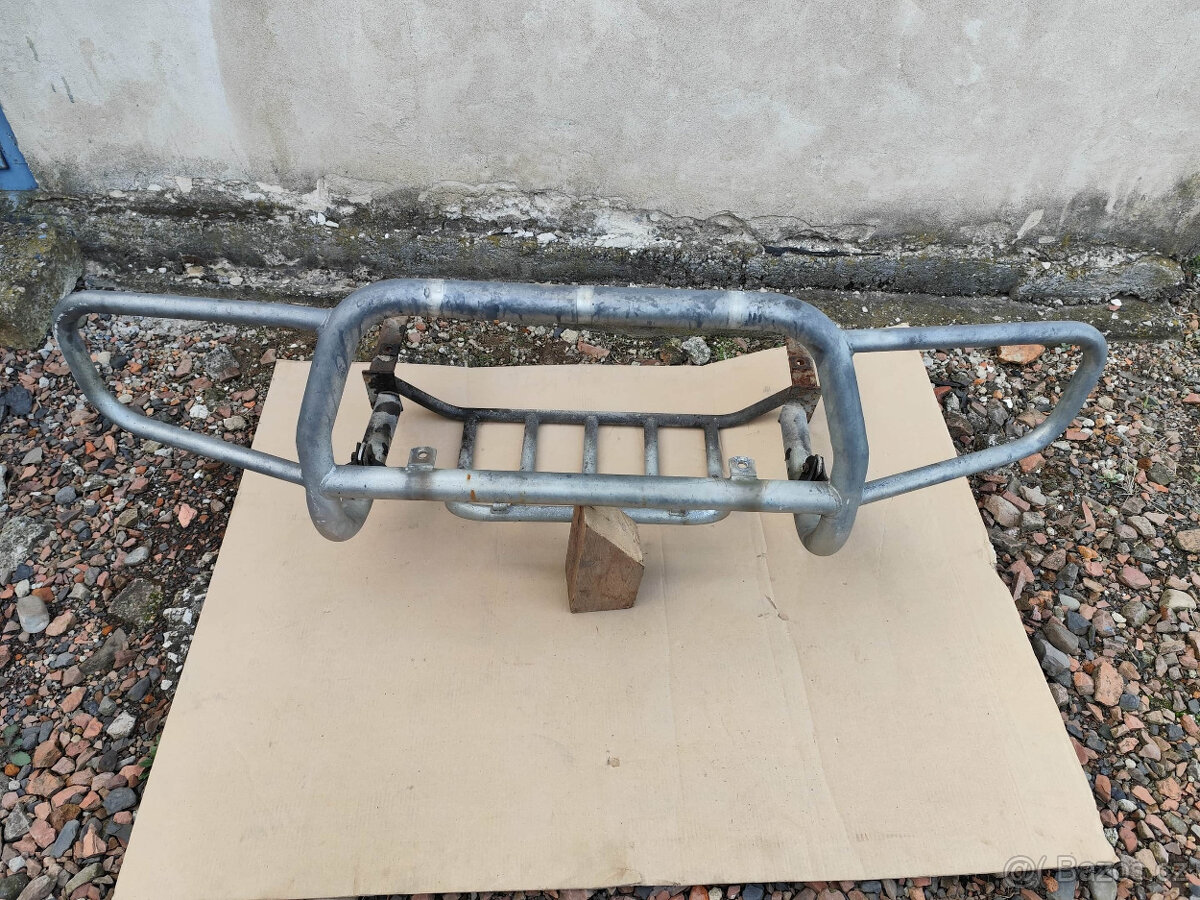 Niva - ochraný rám a nášlapy - 2