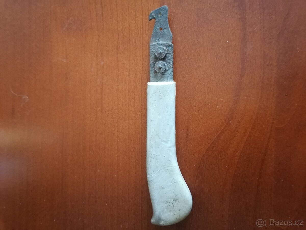 Srarožitny nůž - 2