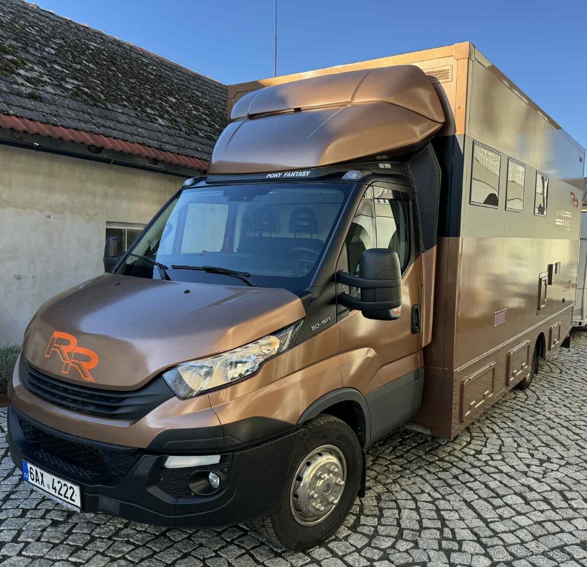Obytný automobil vestavba Iveco - 2