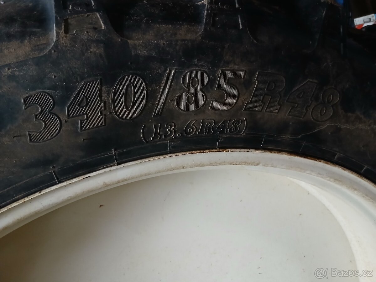 Prodám kultivační kola 340/85R48 - 2