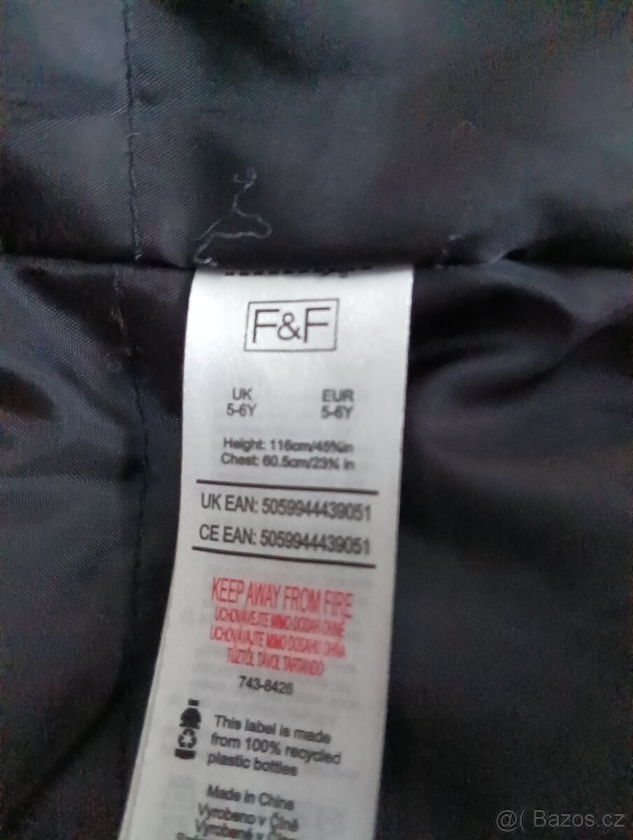 Dívčí zimní bunda s kožíškem - 2