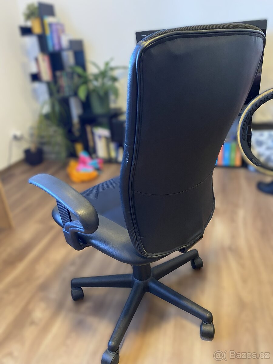 Kancelářská židle - 2