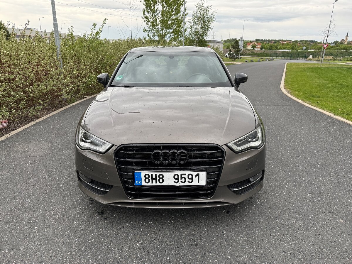 Audi a3 s-line 2.0 TDi 110 Kw - 2