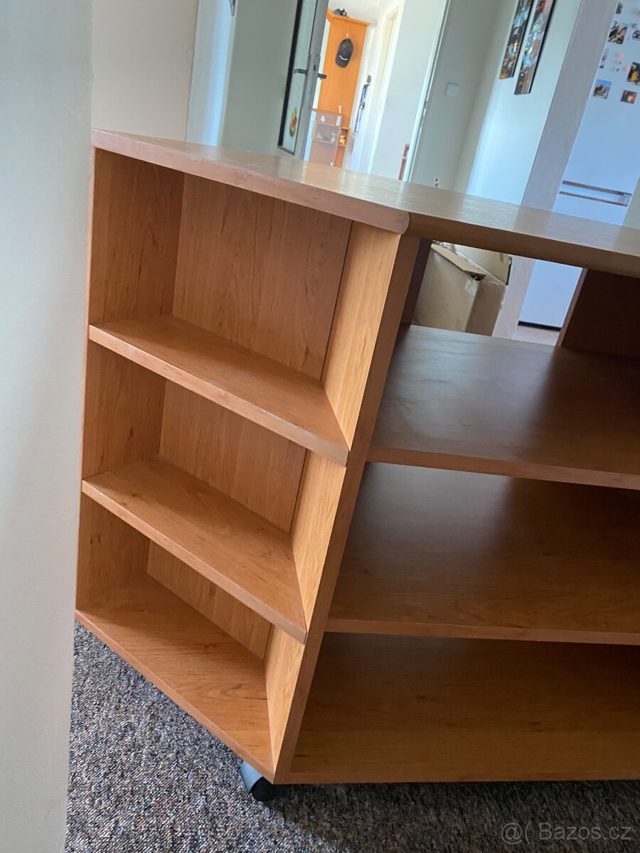 Rohový TV stolek - 2