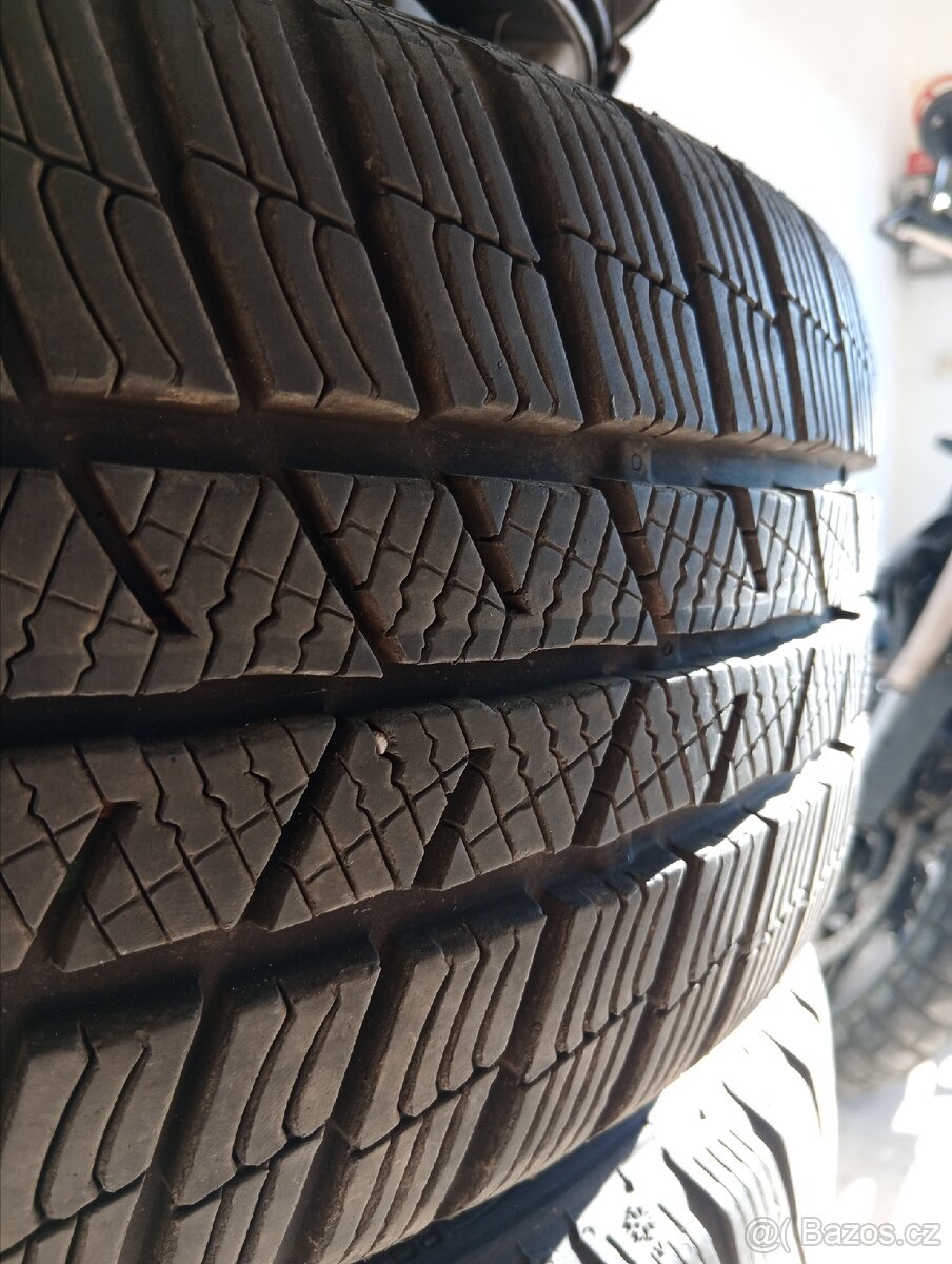 Sada zimních pneu 205/55 R16 - 2