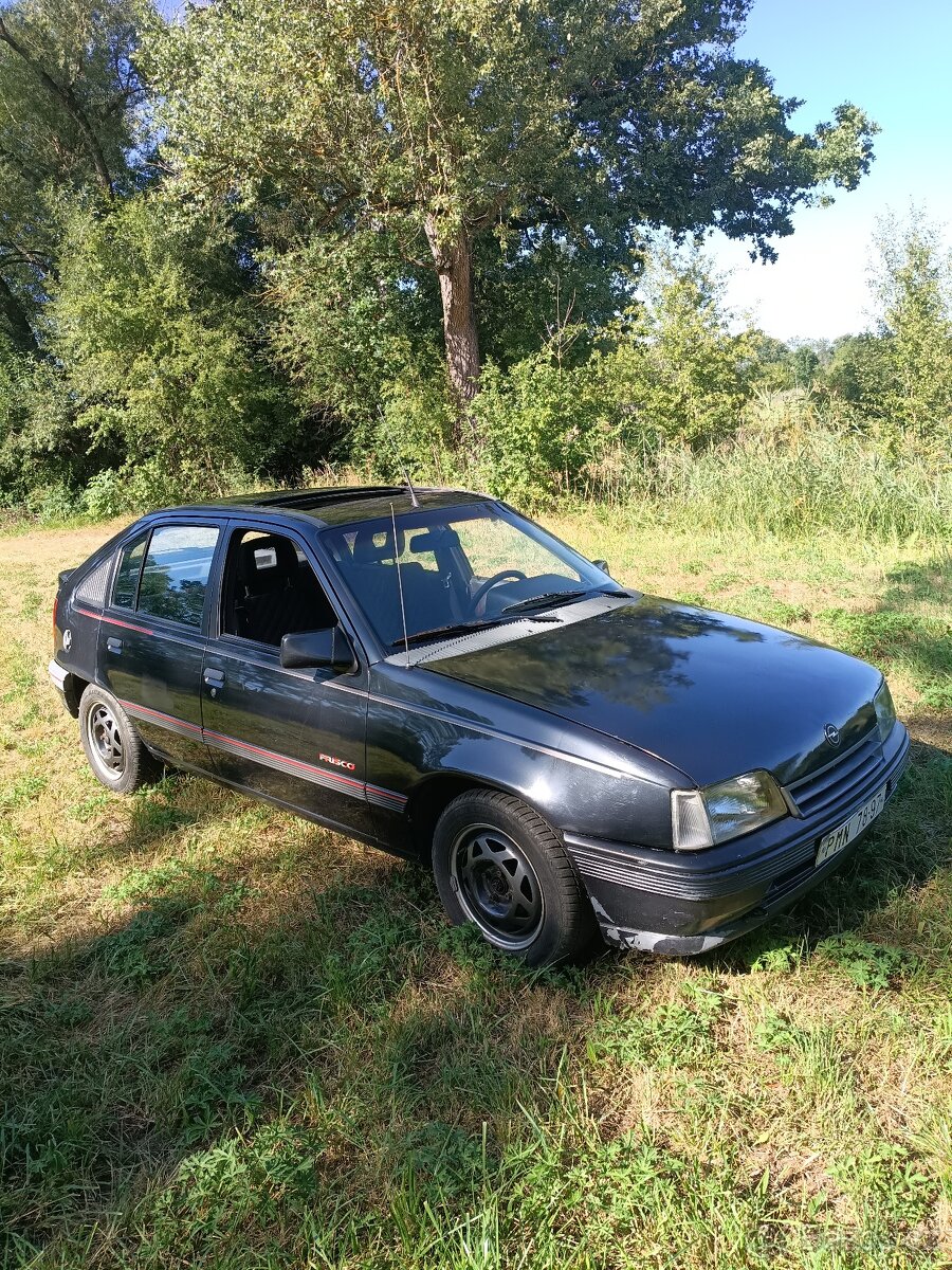 Opel Kadett 1.6i 55kw - 2