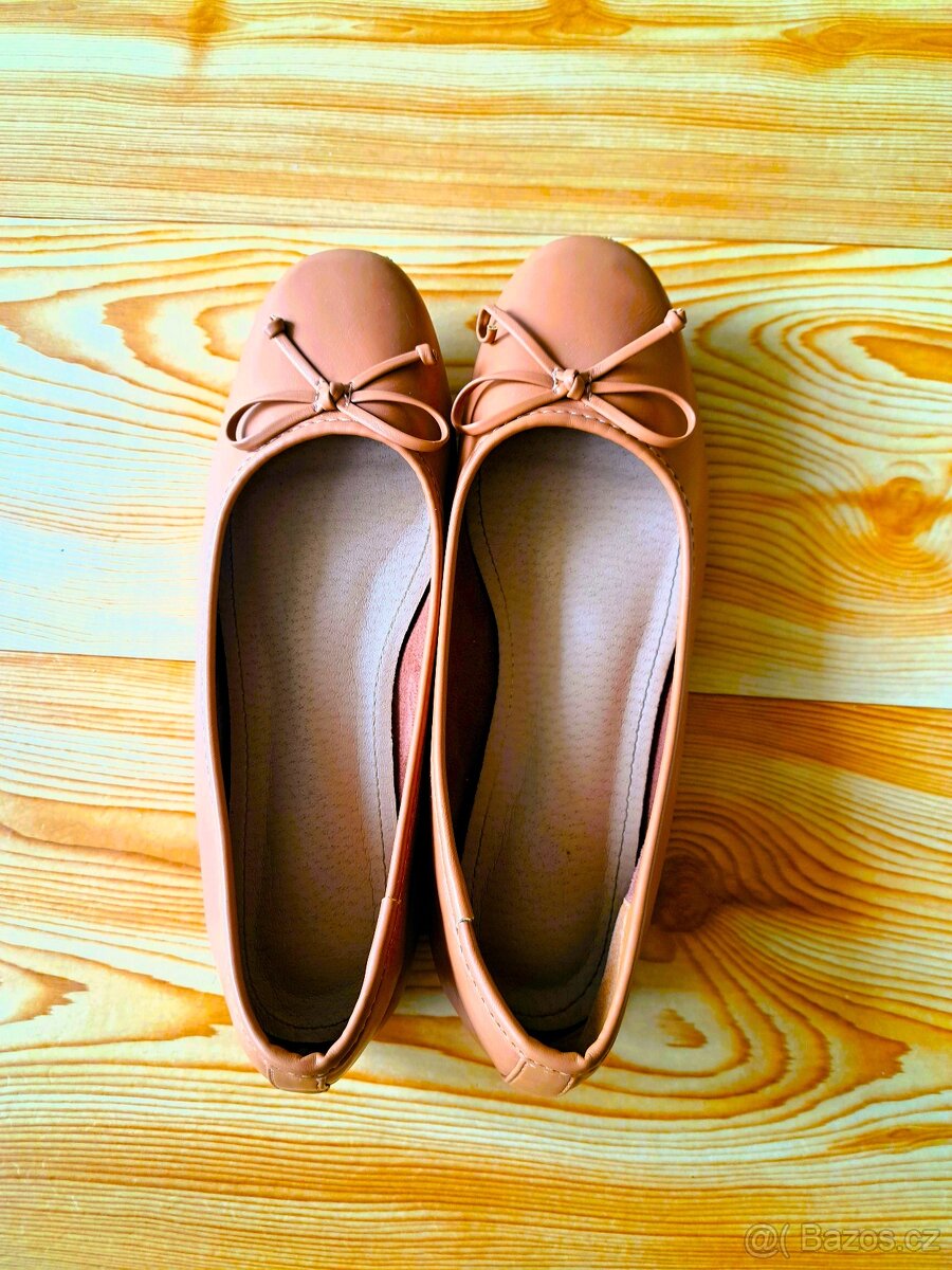 Baleríny, vel. 39 - 2