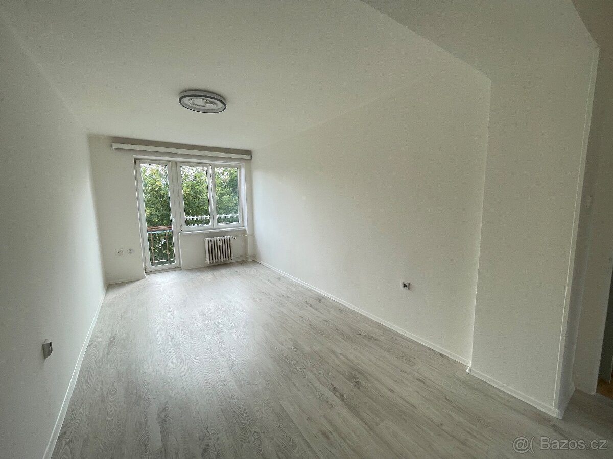 Pronájem bytu 2+kk, Sokolov - 2