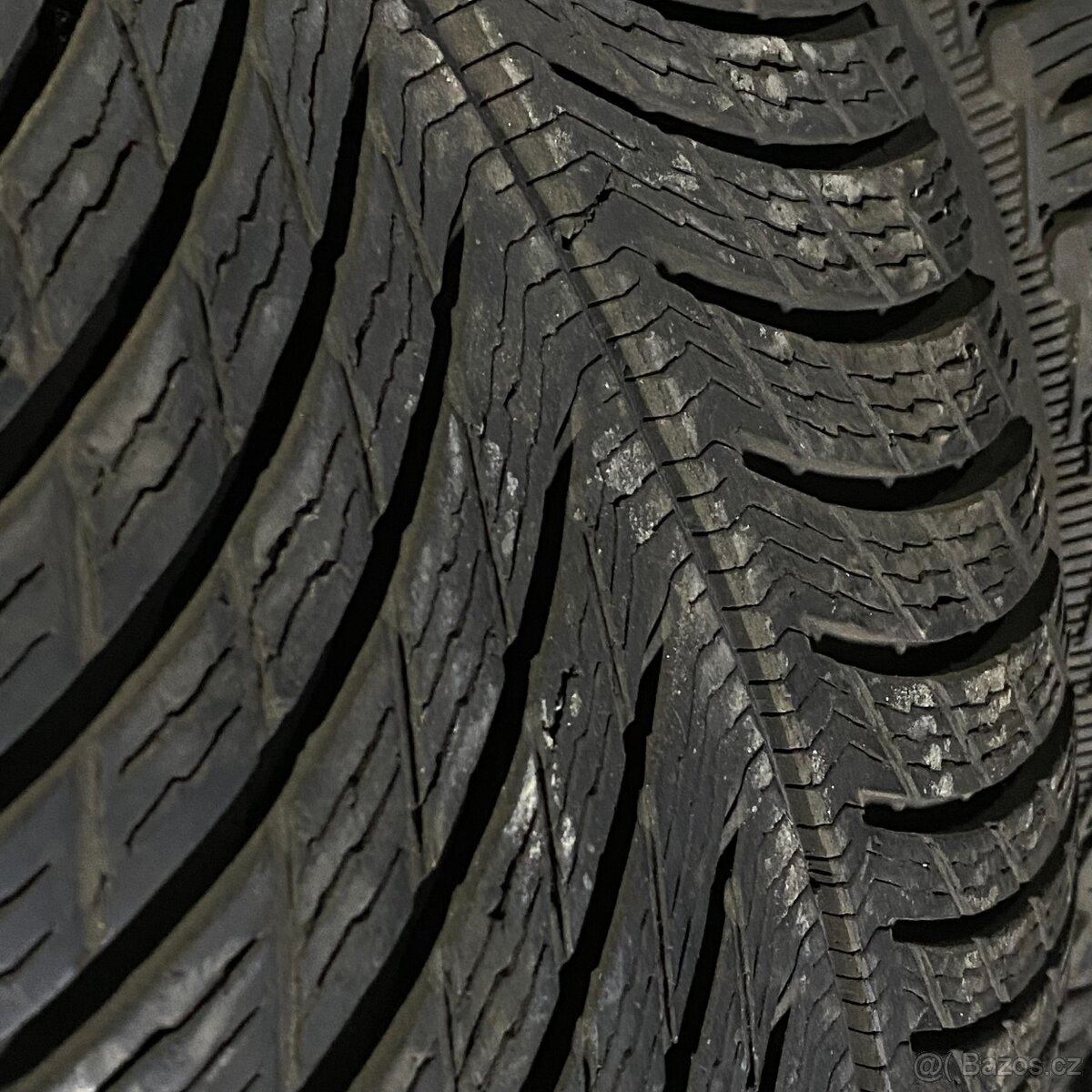 Zimní pneu 275/45 R20 110v Michelin 5mm - 2