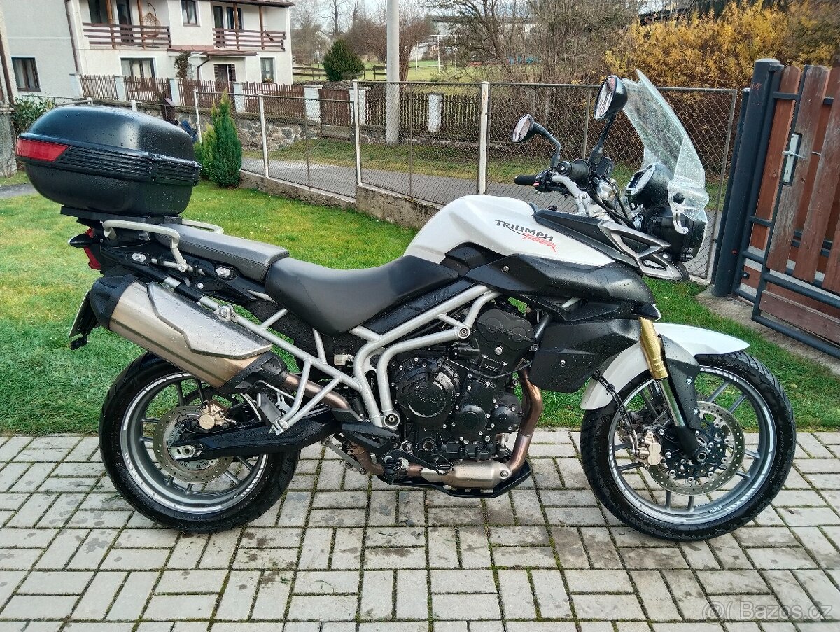 Triumph Tiger 800 - 2