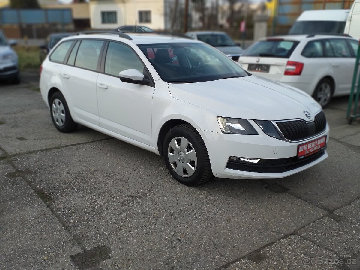 ŠKODA OCTAVIA COM III,1,6 TDi,ESP,KLIMA,ČR.SERVISKA - 2