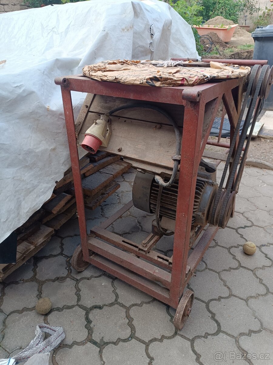 3 fázová kolíbková pila - 2