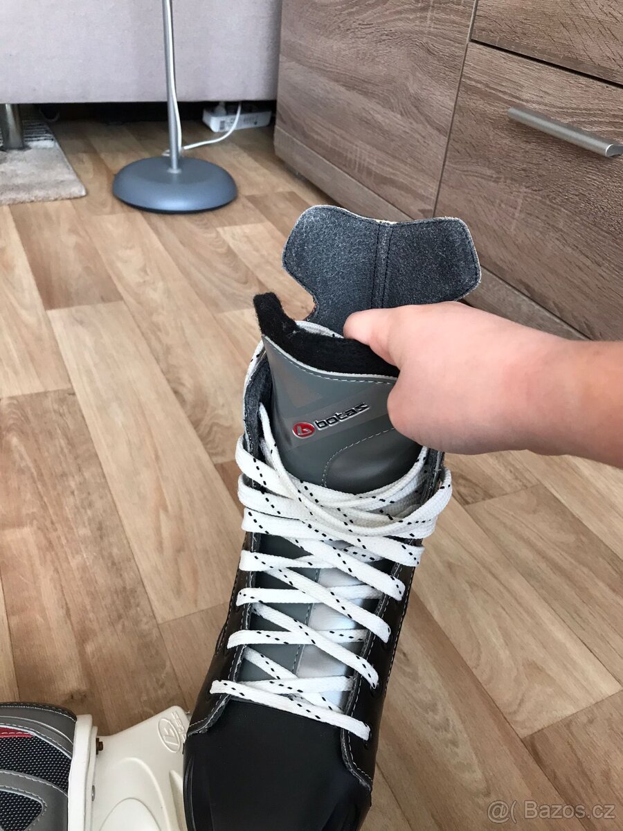 Pánské brusle Botas, velikost 43 - 2