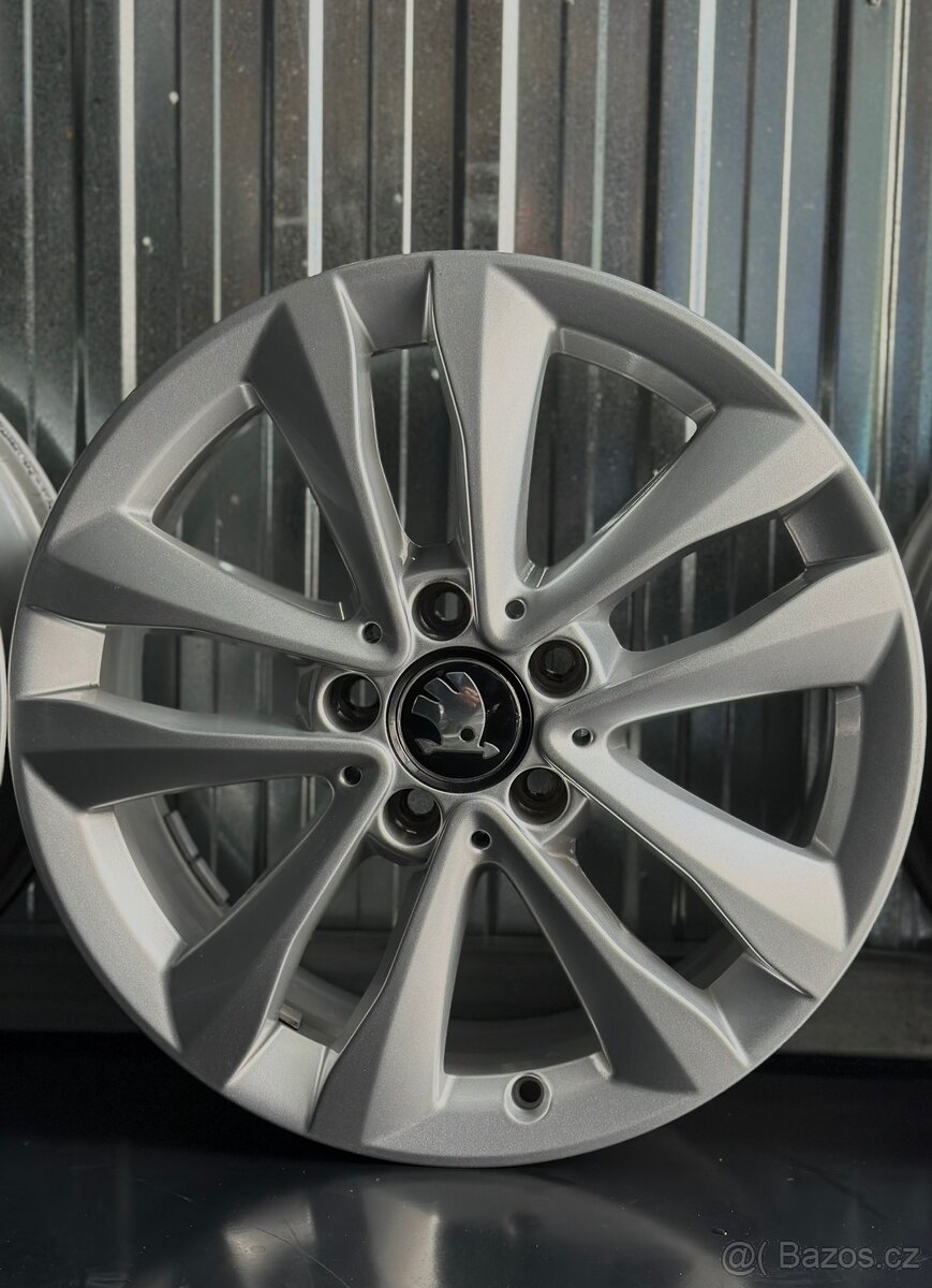 #9 Elektróny originál Škoda 5x112 r17 - 2