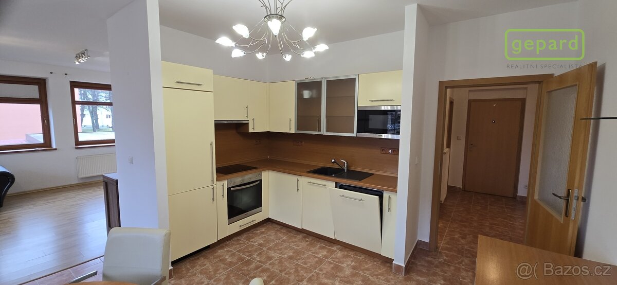 Pronájem zděného bytu s lodžií o dispozici 2kk - 2