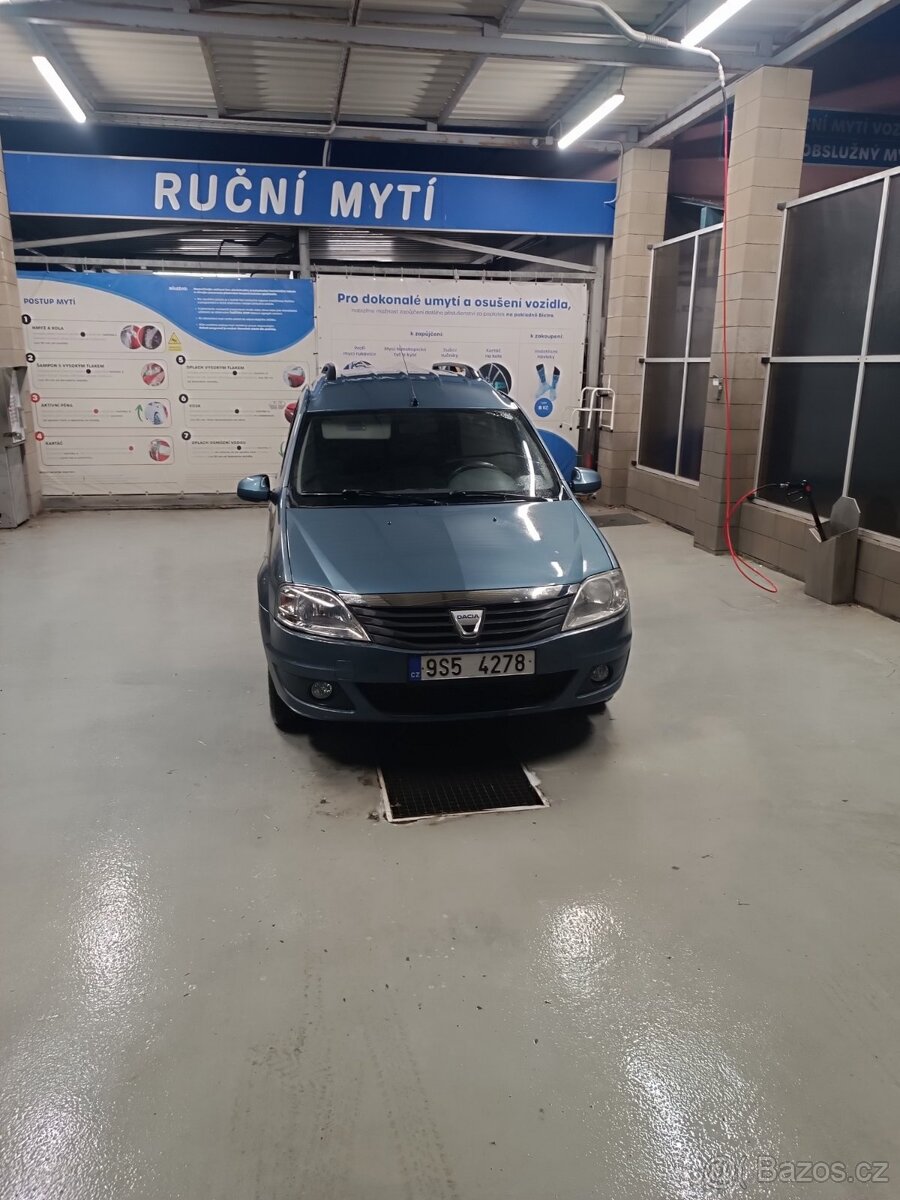 Dacia Logan 1.5 dci sedmimístný - 2