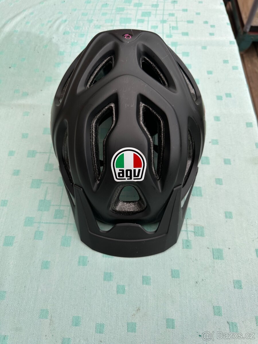 Začková přilba vel.56-62 - 2