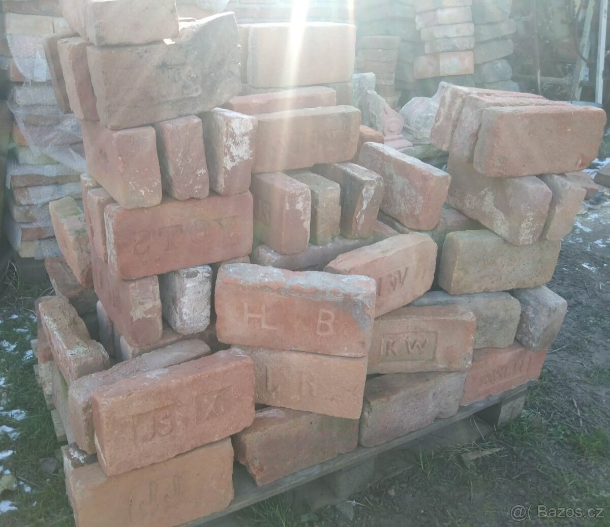 Cihly se znaky - 2