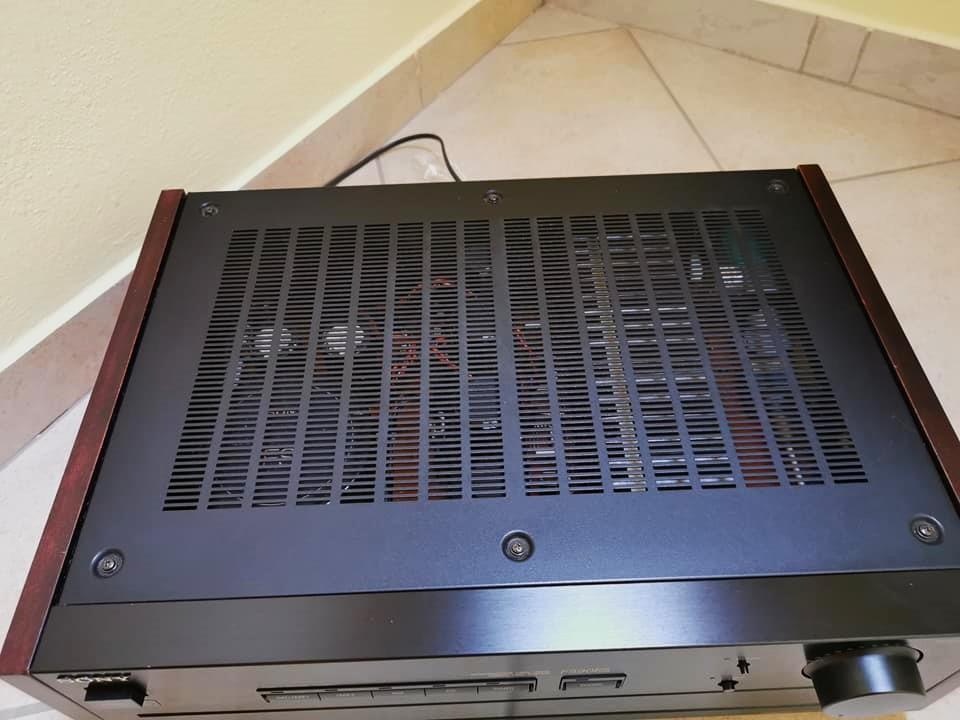 Integrovaný zesilovač SONY TA-F 590 ES + S590ES rádio - 2