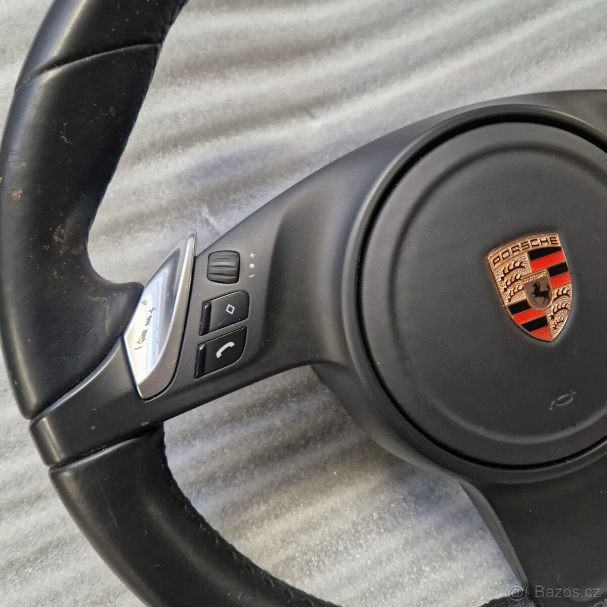 volant Porsche Cayenne - 2